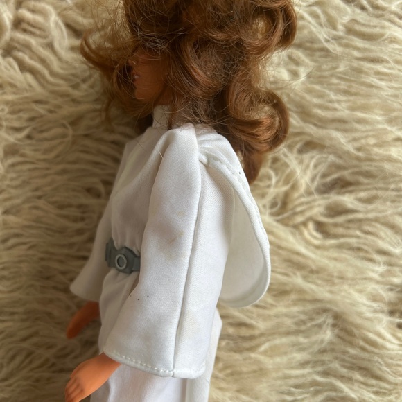 1977 Princess Leia 12” doll - Picture 2 of 5
